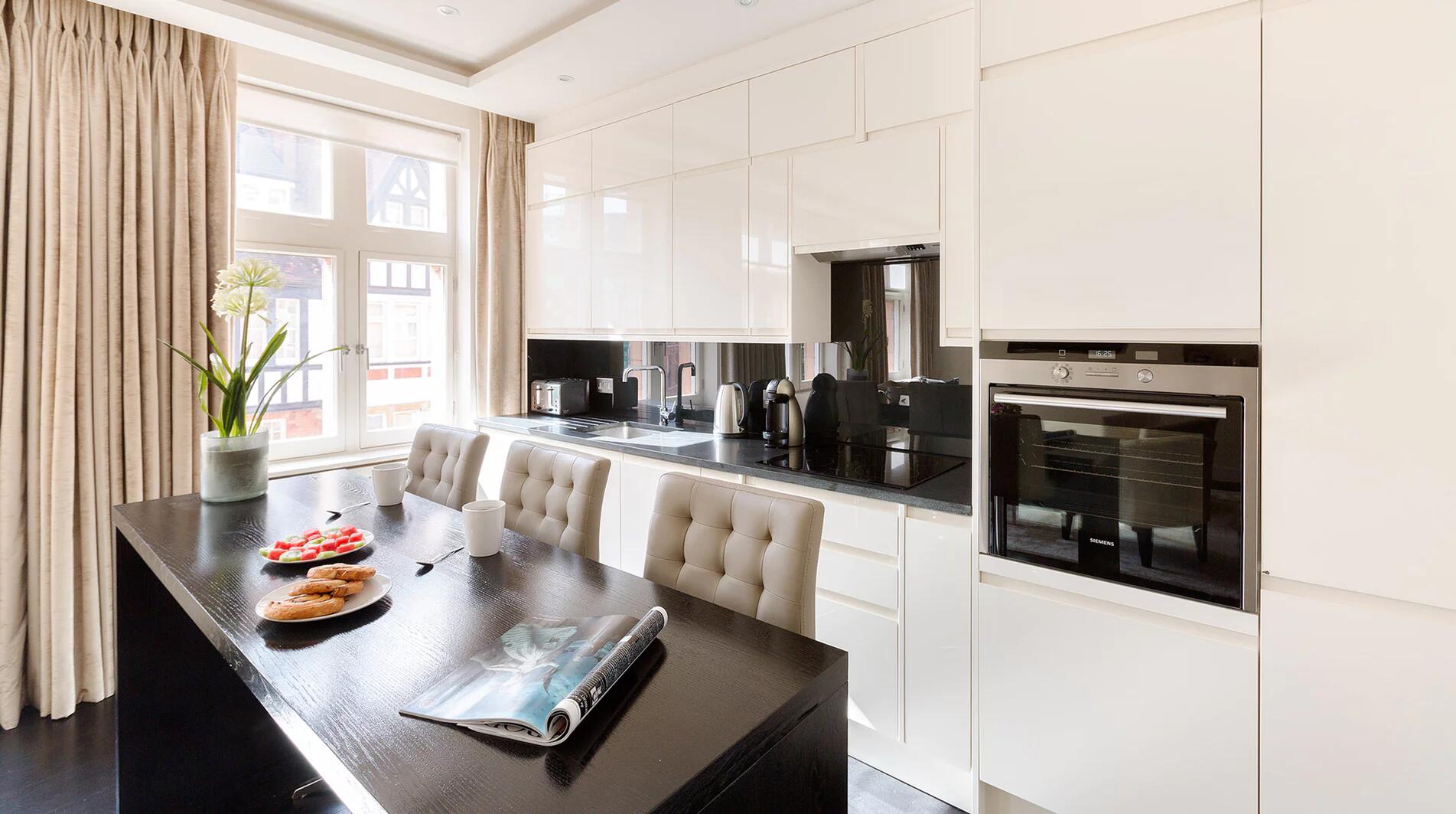 Lovelydays luxury service apartment rental - London - Knightsbridge - Herbert Street - Partner - 1 bedrooms - 1 bathrooms - Luxury kitchen - c45c0007a7d9 - Lovelydays